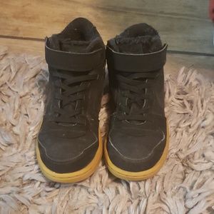 Nike high top winter shoes